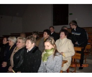WYSTĘP CHÓRU w LĘBORKU 15.11.2007r.