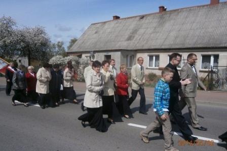 Uczestnicy zjazdu chórów w Gniewnie podczas uroczystości
