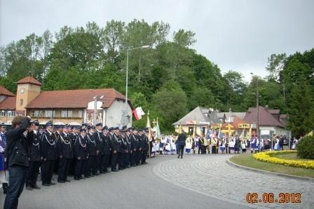 Uroczysta parada służb mundurowych podczas obchodów 800-lecia Żukowa w dniu 02.06.2012.