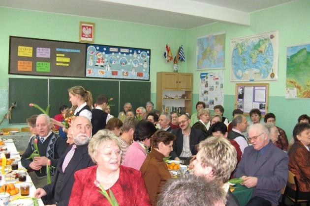 Dzień Babci i Dziadka w Niepoczołowicach 29.01.2008r.
