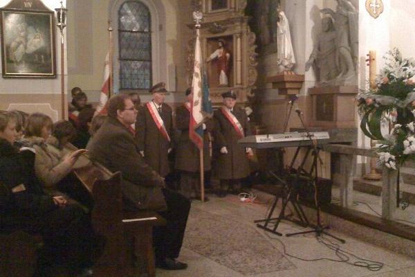 Gminne obchody 90-tej rocznicy odzyskania przez Polskę Niepodległości 12.11.2008r.
