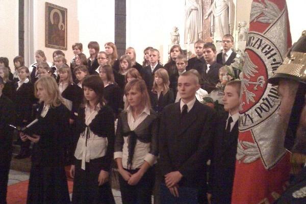 Gminne obchody 90-tej rocznicy odzyskania przez Polskę Niepodległości 12.11.2008r.