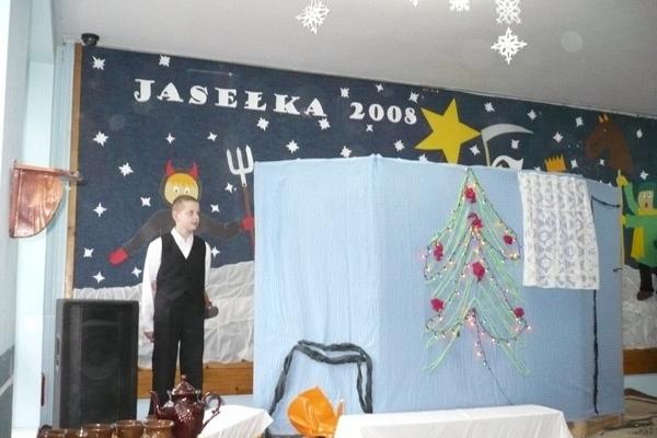 XIII Gminny Przegląd Zespołów Kolędniczych i Jasełkowych 13.12.2008r.
