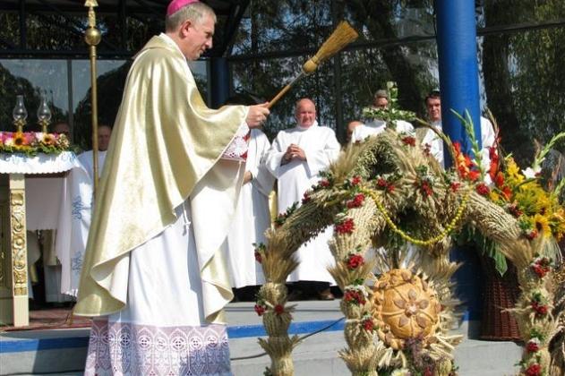 Puchar Marszałka Senatu - Bogdana Borusewicza dla Gminy Linia 12.10.2010r.