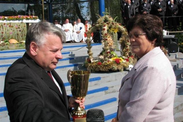 Puchar Marszałka Senatu - Bogdana Borusewicza dla Gminy Linia 12.10.2010r.