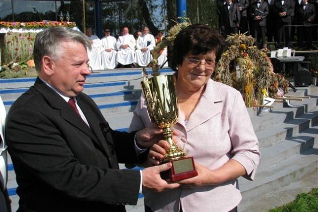 Puchar Marszałka Senatu - Bogdana Borusewicza dla Gminy Linia 12.10.2010r.