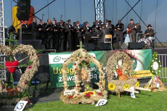 Puchar Marszałka Senatu - Bogdana Borusewicza dla Gminy Linia 12.10.2010r.