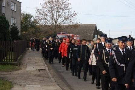 90-lecie OSP Strzepcz i poświęcenie nowego samochodu ratowniczo-gaśniczego 23.10.2010r.