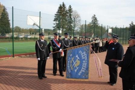 90-lecie OSP Strzepcz i poświęcenie nowego samochodu ratowniczo-gaśniczego 23.10.2010r.