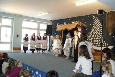 XV Gminny Przegląd Zespołów Kolędniczych i Jasełkowych 18.12.2010r.