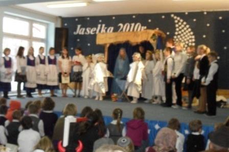 XV Gminny Przegląd Zespołów Kolędniczych i Jasełkowych 18.12.2010r.