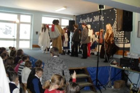 XV Gminny Przegląd Zespołów Kolędniczych i Jasełkowych 18.12.2010r.