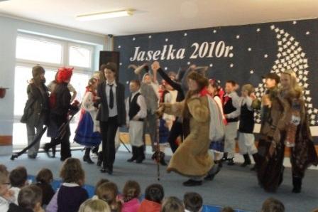 XV Gminny Przegląd Zespołów Kolędniczych i Jasełkowych 18.12.2010r.
