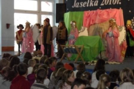 XV Gminny Przegląd Zespołów Kolędniczych i Jasełkowych 18.12.2010r.