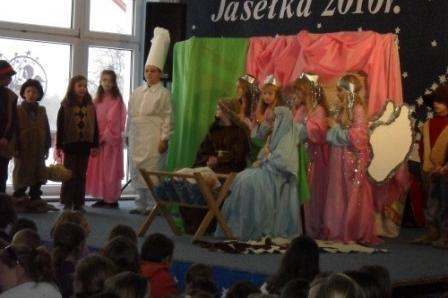 XV Gminny Przegląd Zespołów Kolędniczych i Jasełkowych 18.12.2010r.