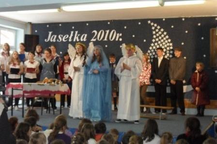 XV Gminny Przegląd Zespołów Kolędniczych i Jasełkowych 18.12.2010r.