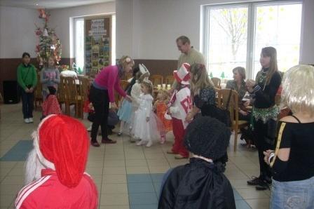 Bal karnawałowy dla dzieci podczas ferii - galeria zdjęć	26.01.2011r.