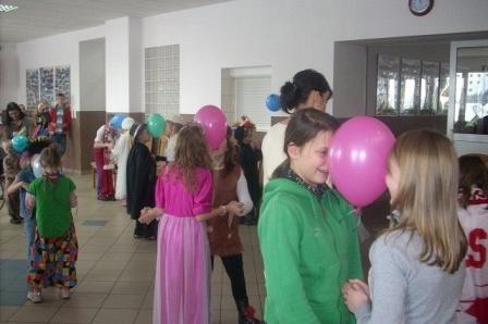 Bal karnawałowy dla dzieci podczas ferii - galeria zdjęć	26.01.2011r.