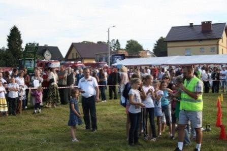 Dożynki Gminne - Strzepcz 2011 04.08.2011r.