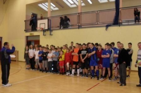 Feryjny Turniej w Halowej Piłce Nożnej - Strzepcz 18.01.2011r.