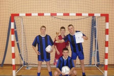Feryjny Turniej w Halowej Piłce Nożnej - Strzepcz 18.01.2011r.