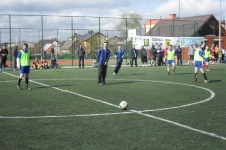 II Mistrzostwa Gminy Linia w Piłce Nożnej 6-osobowej, rocznik 1996 i starsi 02-03.05.2011r.