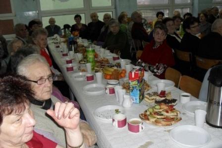 Spotkanie świąteczno-noworoczne seniorów w Strzepczu 11.01.2012r.
