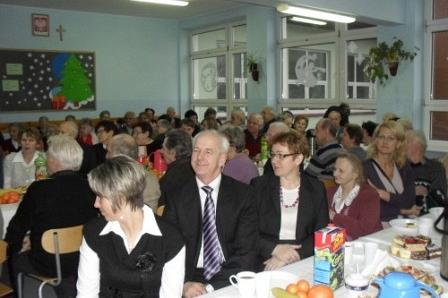Spotkanie świąteczno-noworoczne seniorów w Strzepczu 11.01.2012r.