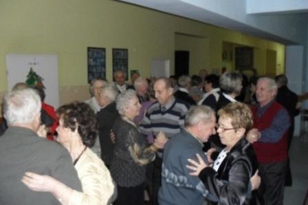Spotkanie świąteczno-noworoczne seniorów w Strzepczu 11.01.2012r.