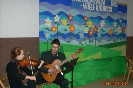 Uroczyste obchody z okazji DNIA KOBIET 08.03.2012r.