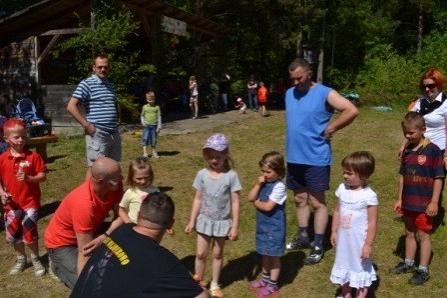 Rodzinny festyn sportowo - rekreacyjny w Smażynie 27.05.2012r.