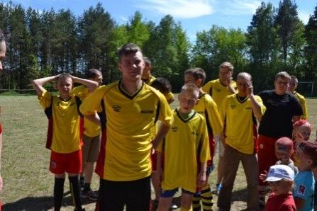 Rodzinny festyn sportowo - rekreacyjny w Smażynie 27.05.2012r.