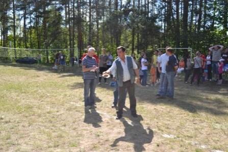 Rodzinny festyn sportowo - rekreacyjny w Smażynie 27.05.2012r.