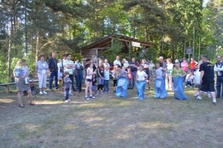 Rodzinny festyn sportowo - rekreacyjny w Smażynie 27.05.2012r.
