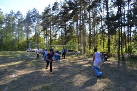 Rodzinny festyn sportowo - rekreacyjny w Smażynie 27.05.2012r.