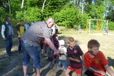 Rodzinny festyn sportowo - rekreacyjny w Smażynie 27.05.2012r.
