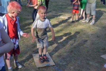Rodzinny festyn sportowo - rekreacyjny w Smażynie 27.05.2012r.