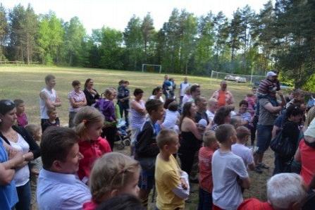 Rodzinny festyn sportowo - rekreacyjny w Smażynie 27.05.2012r.