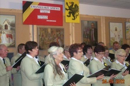 Otwarcie wystawy poplenerowej (16-22 sierpnia) 24.09.2012r.