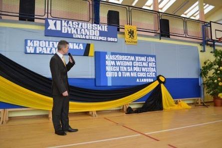 XI Kaszubskie dyktando - Strzepcz 2012 10.11.2012r.