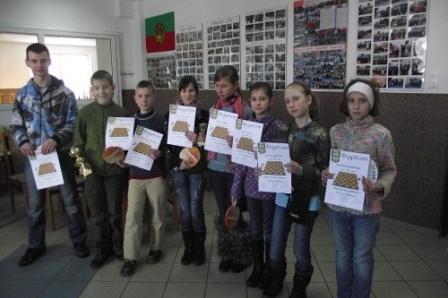 Feryjny Turniej w Warcabach 100-polowych w Lini 06.02.2012r.