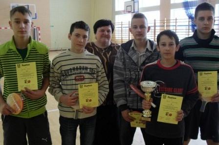 Feryjny Turniej Halowej Piłki Nożnej w Strzepczu 09.02.2012r.