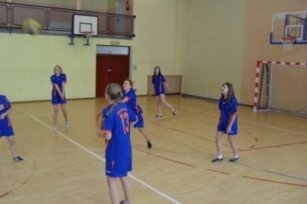 Feryjny Turniej Halowej Piłki Nożnej w Strzepczu 09.02.2012r.