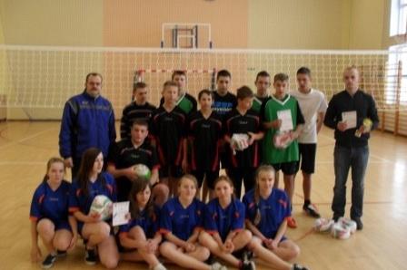 Feryjny Turniej Halowej Piłki Nożnej w Strzepczu 09.02.2012r.
