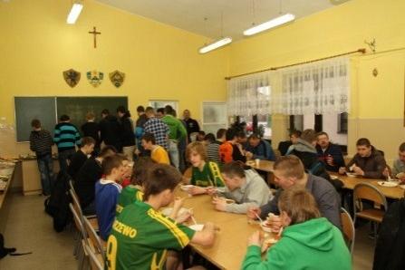 Otwarty Wojewódzki Turniej Halowej Piłki Nożnej o Puchar Prezesa ZG ZKP 10-11.03.2012r.