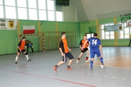 Otwarty Wojewódzki Turniej Halowej Piłki Nożnej o Puchar Prezesa ZG ZKP 10-11.03.2012r.