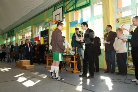 Otwarty Wojewódzki Turniej Halowej Piłki Nożnej o Puchar Prezesa ZG ZKP 10-11.03.2012r.