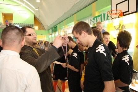 Otwarty Wojewódzki Turniej Halowej Piłki Nożnej o Puchar Prezesa ZG ZKP 10-11.03.2012r.