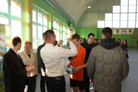 Otwarty Wojewódzki Turniej Halowej Piłki Nożnej o Puchar Prezesa ZG ZKP 10-11.03.2012r.