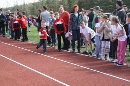 VII Wojewódzki Kaszubski Bieg Przełajowy Terenami Kaszubskiego Parku Krajobrazowego w Lini 22.04.2012r.